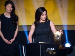 Немка Кесслер признана лучшей футболисткой мира